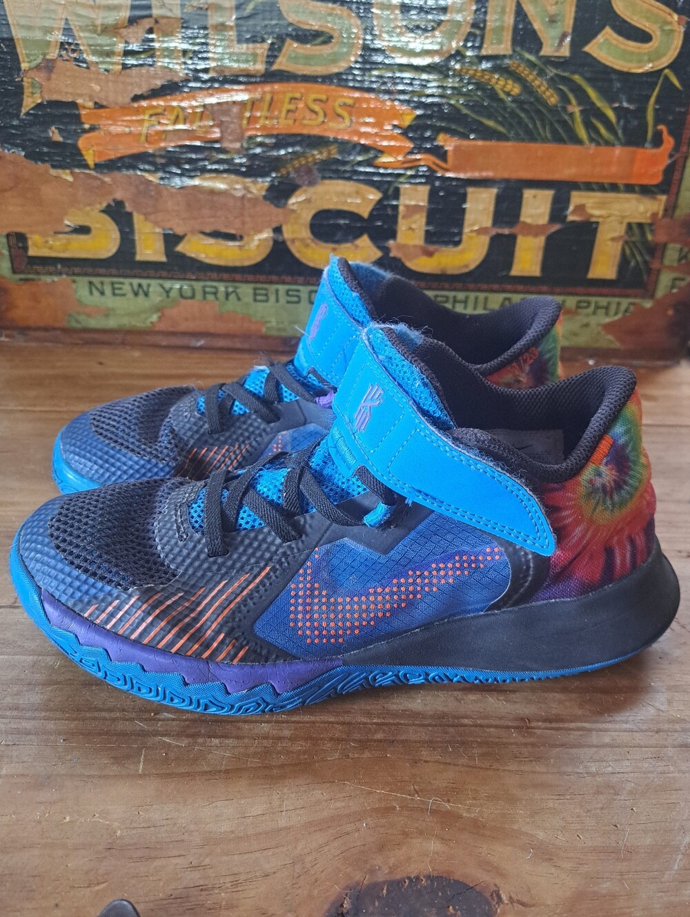 Nike Kyrie Flytrap 5 Photo Blue Tie-Dye Kids Sneakers Size 3Y DD0339-410